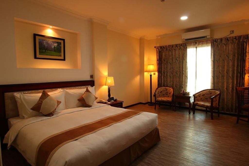 Victoria Palace Hotel Mandalay Exterior foto